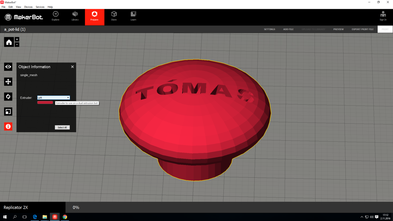 Inside the Makerbot software I start with by inserting the larger 3d object that´s also the base for the other 3d object and setting it to left extrusion for black filament (shown as red color)