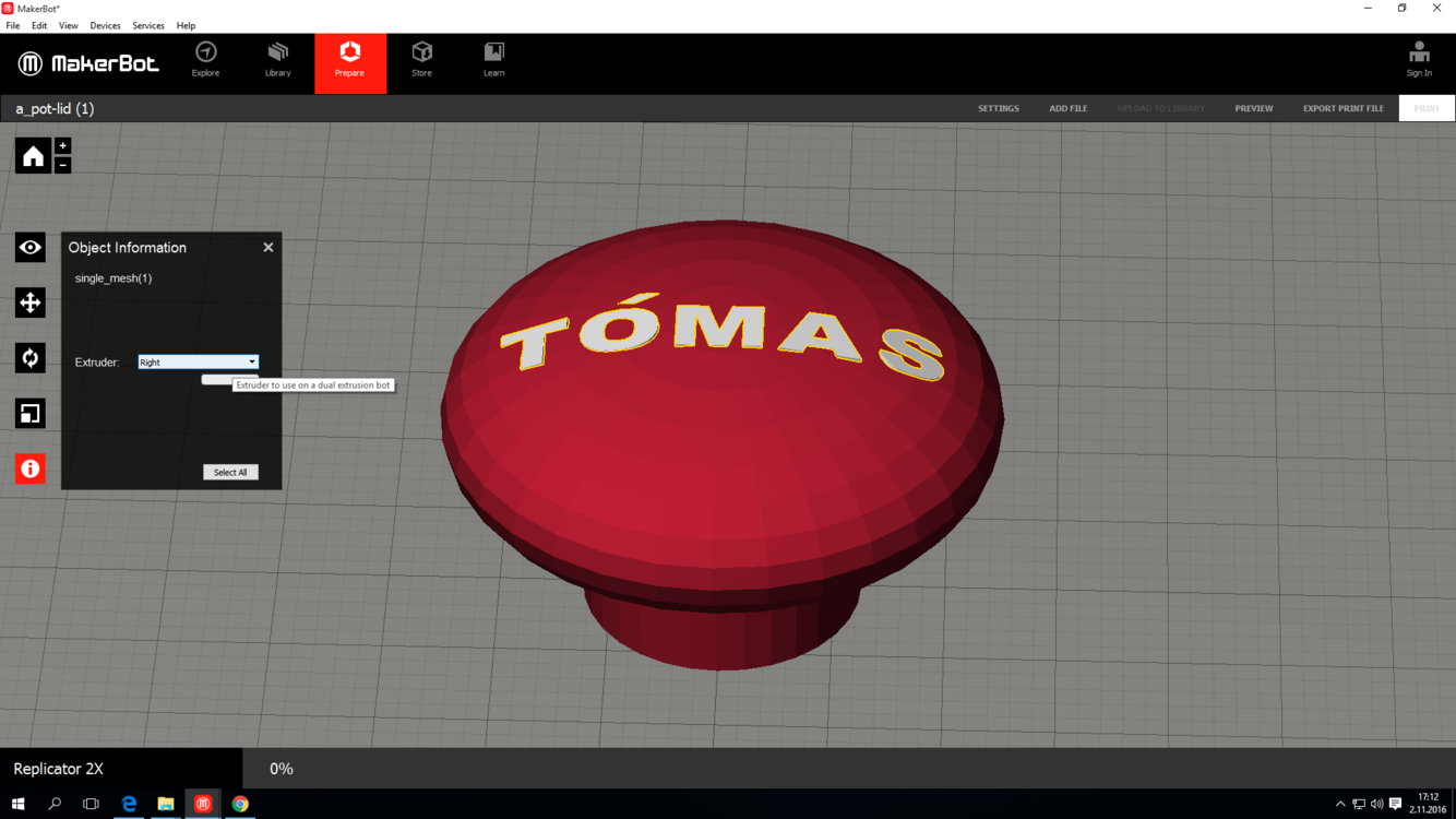 Then insert and I align the smaller 3d object into the bigger one so it fits perfectly and setting it to right extrusion for the white filament